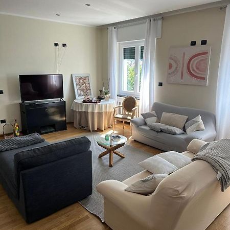 Luxury Center Appartment โนวีลิกูเร ภายนอก รูปภาพ