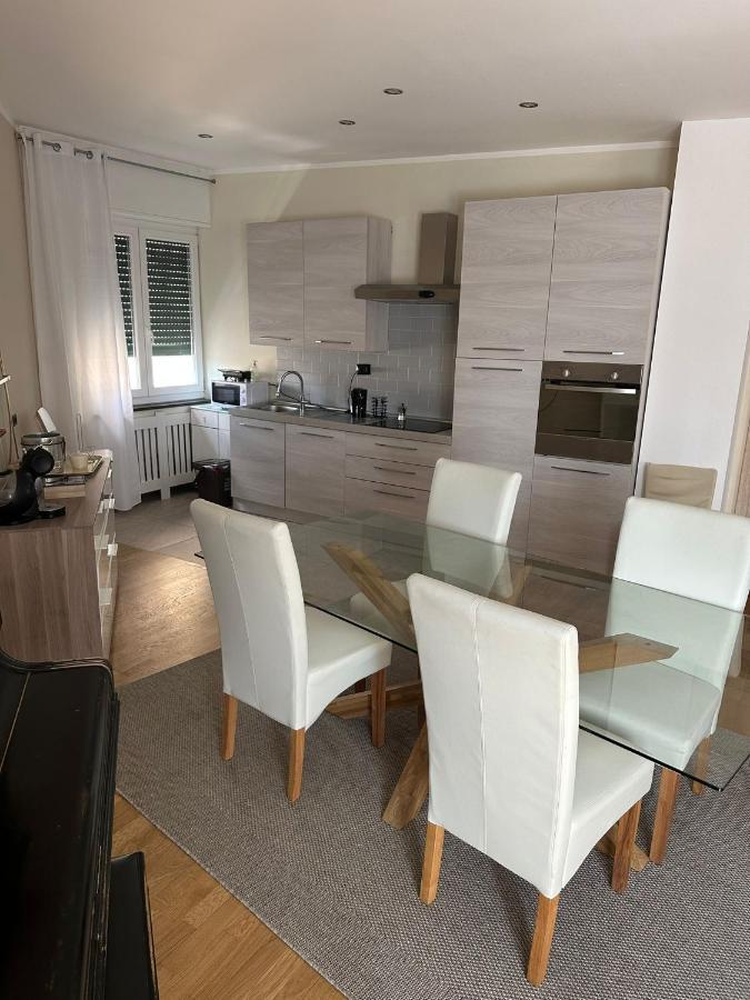 Luxury Center Appartment โนวีลิกูเร ภายนอก รูปภาพ