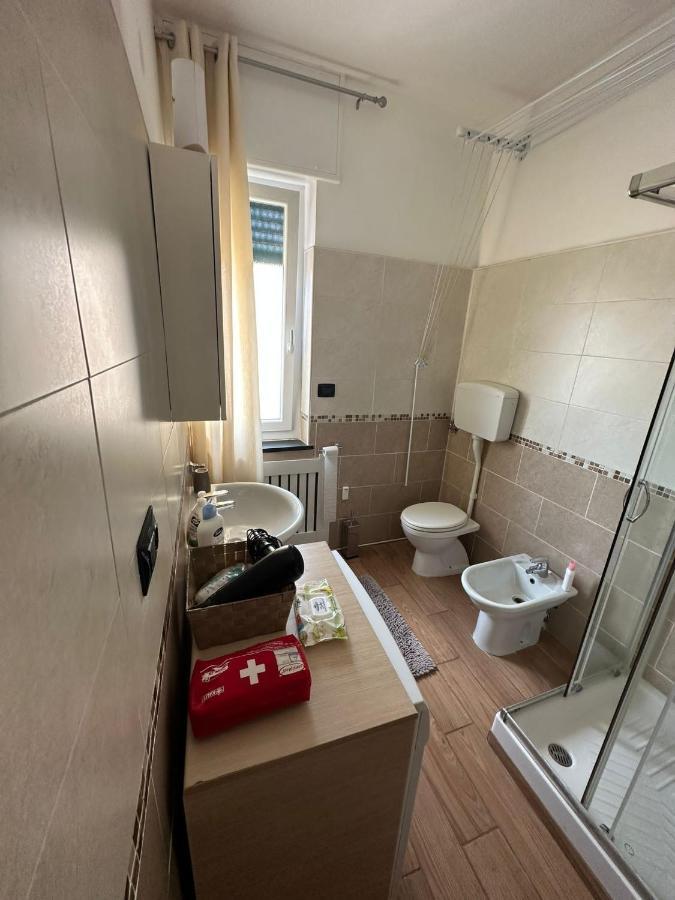 Luxury Center Appartment โนวีลิกูเร ภายนอก รูปภาพ