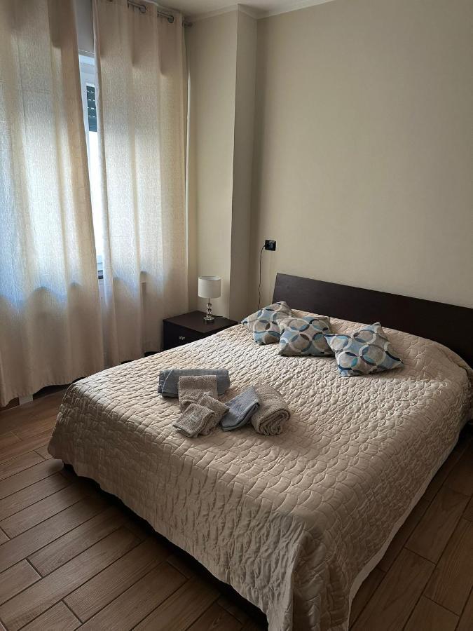 Luxury Center Appartment โนวีลิกูเร ภายนอก รูปภาพ
