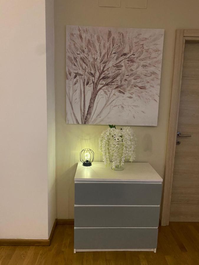 Luxury Center Appartment โนวีลิกูเร ภายนอก รูปภาพ